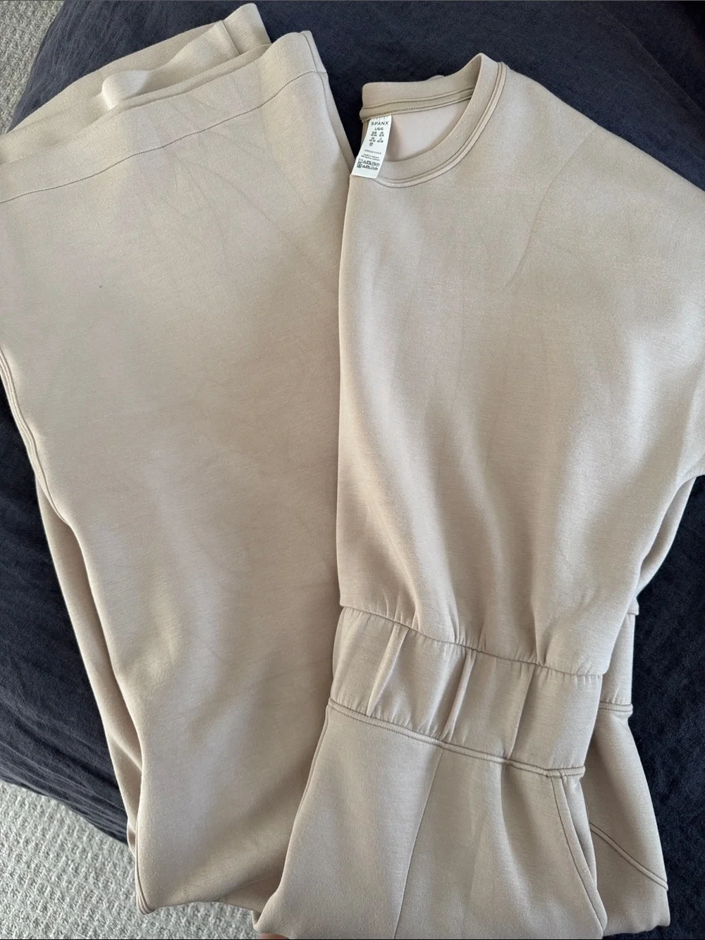 Spanx Air Essentials Short-Sleeve Jumpsuit - Picture 4 of 4